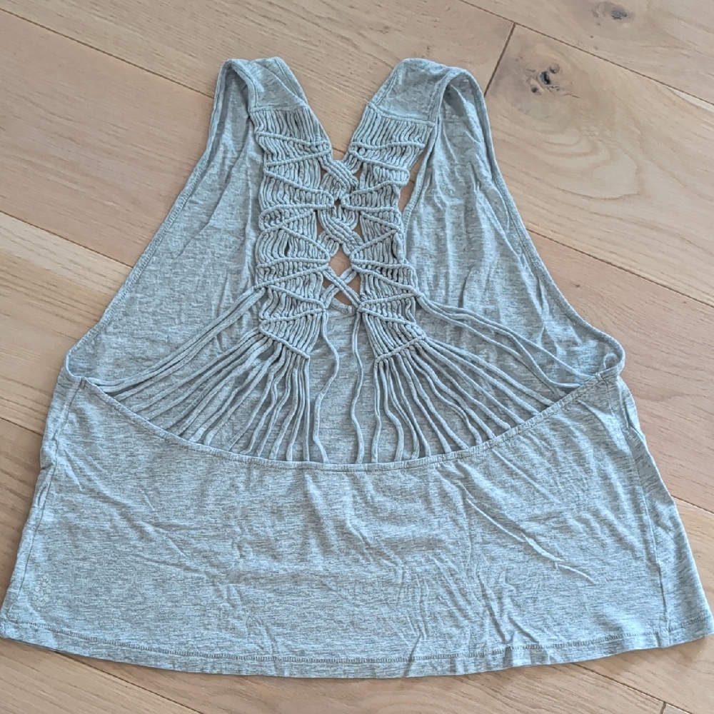 Gorgeous Free People Crop With Woven Back